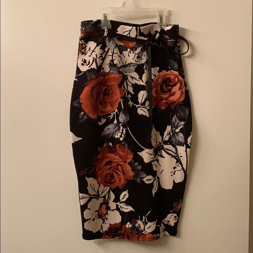 Pencil skirt